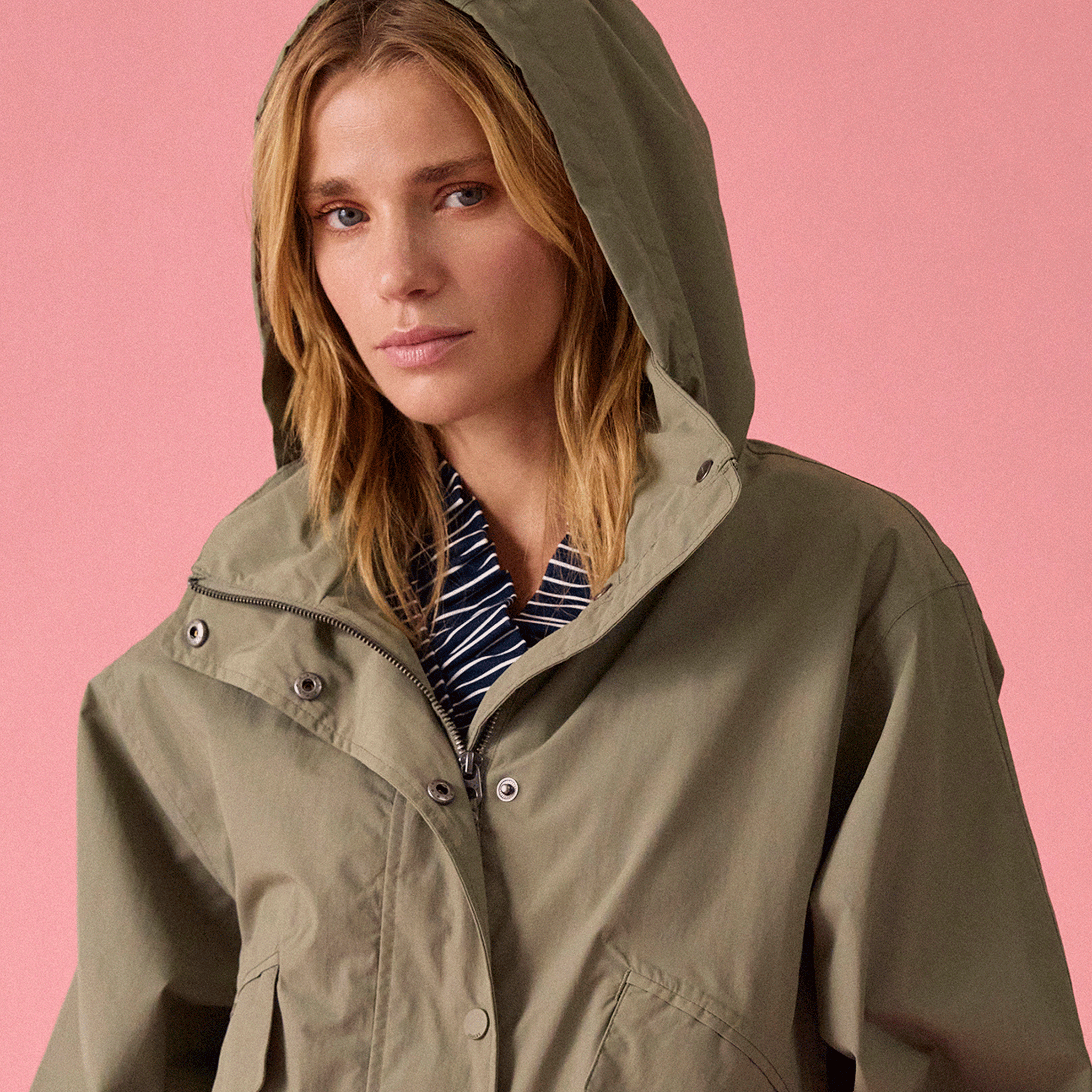 Joules Hove Waterproof Windbreaker With Packable Hood in Khaki Green