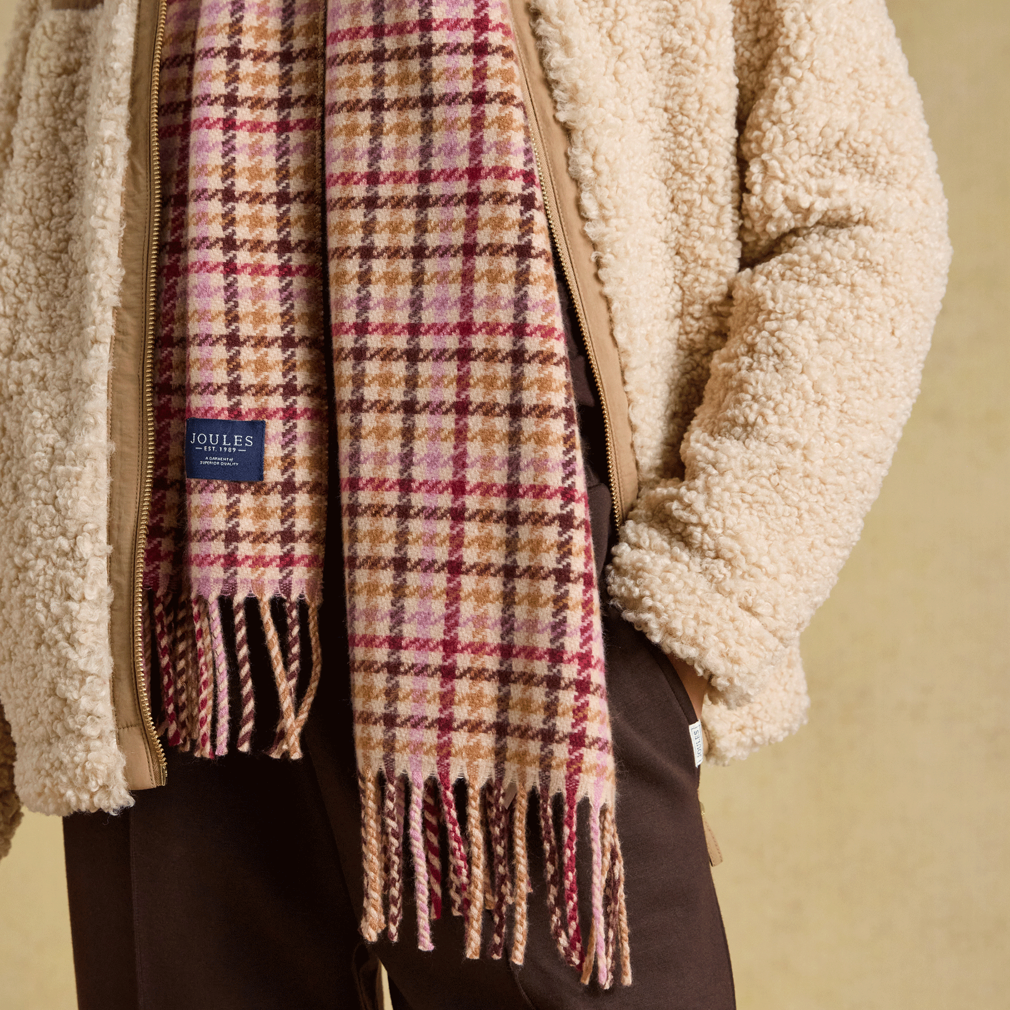 Joules Langtree Scarf Berry Houndstooth