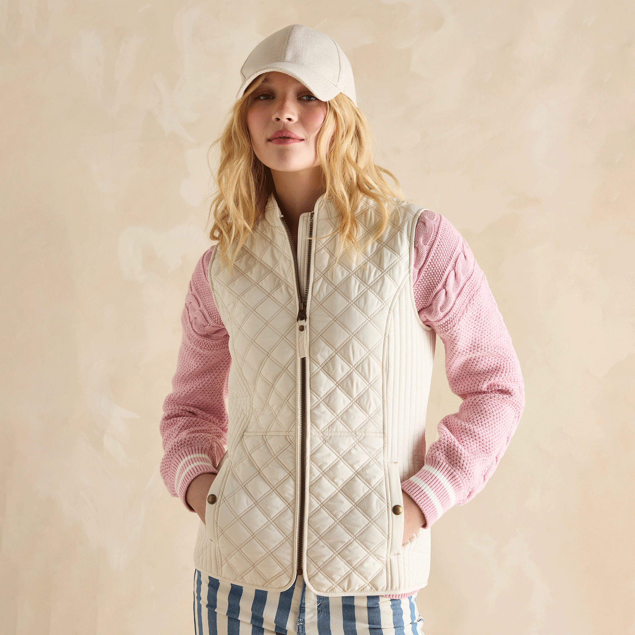 Joules Minx Showerproof Diamond Quilted Gilet Cream