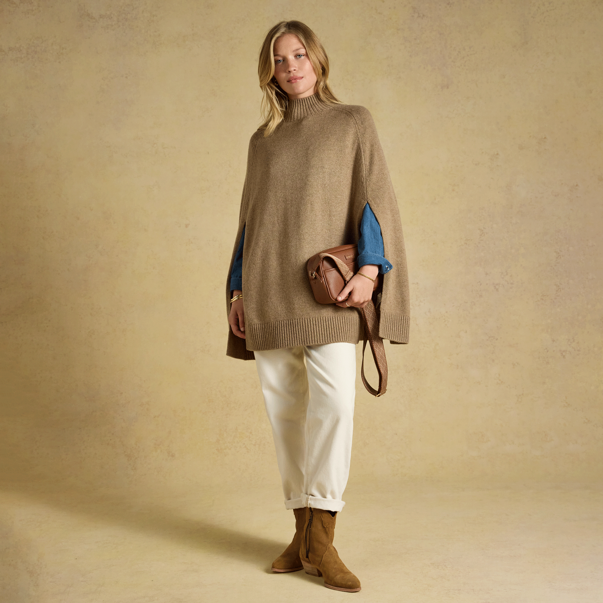 Joules Trent Women’s Faux Leather Cross-Body Bag Tan Brown