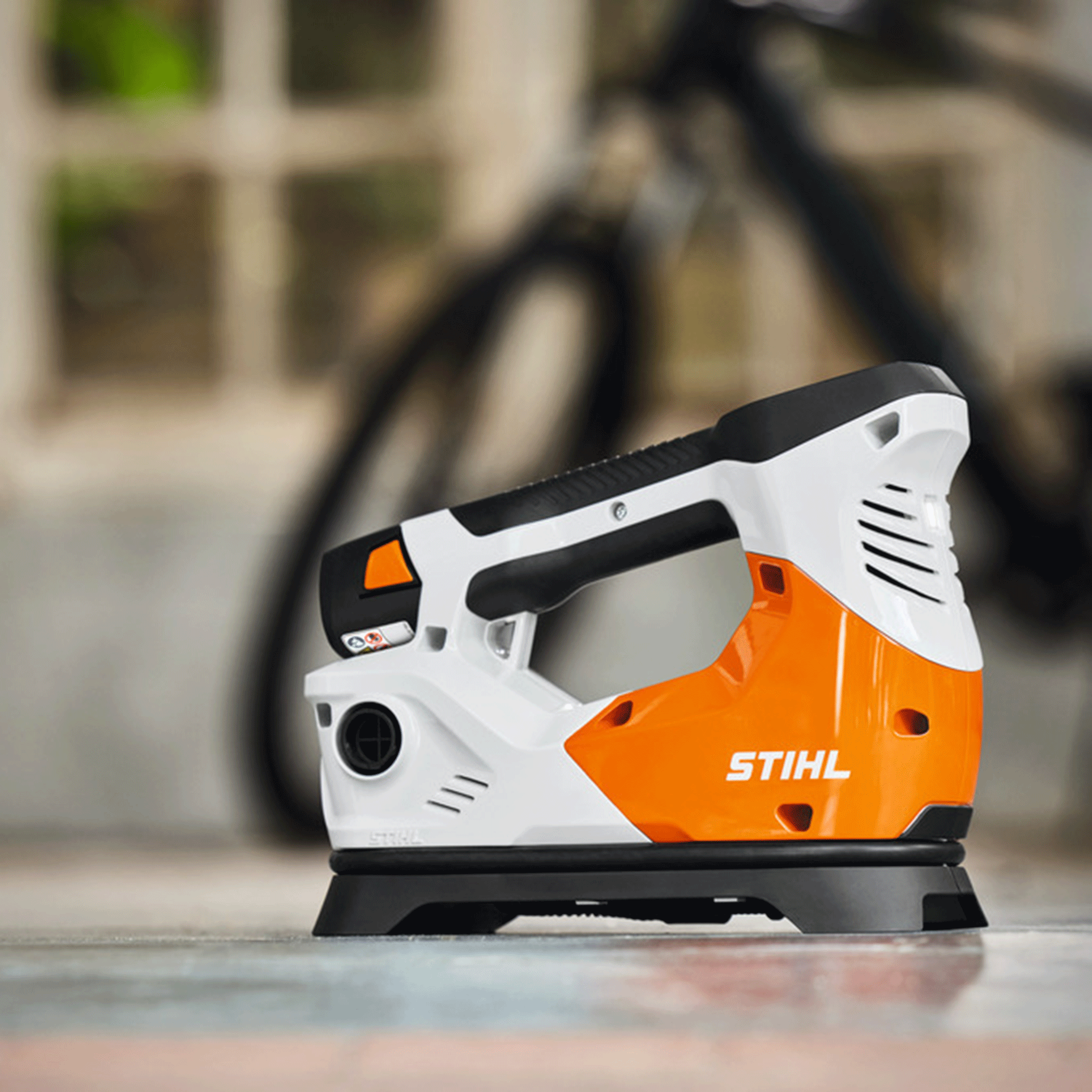 Stihl KOA 20 Cordless Compressor Kit