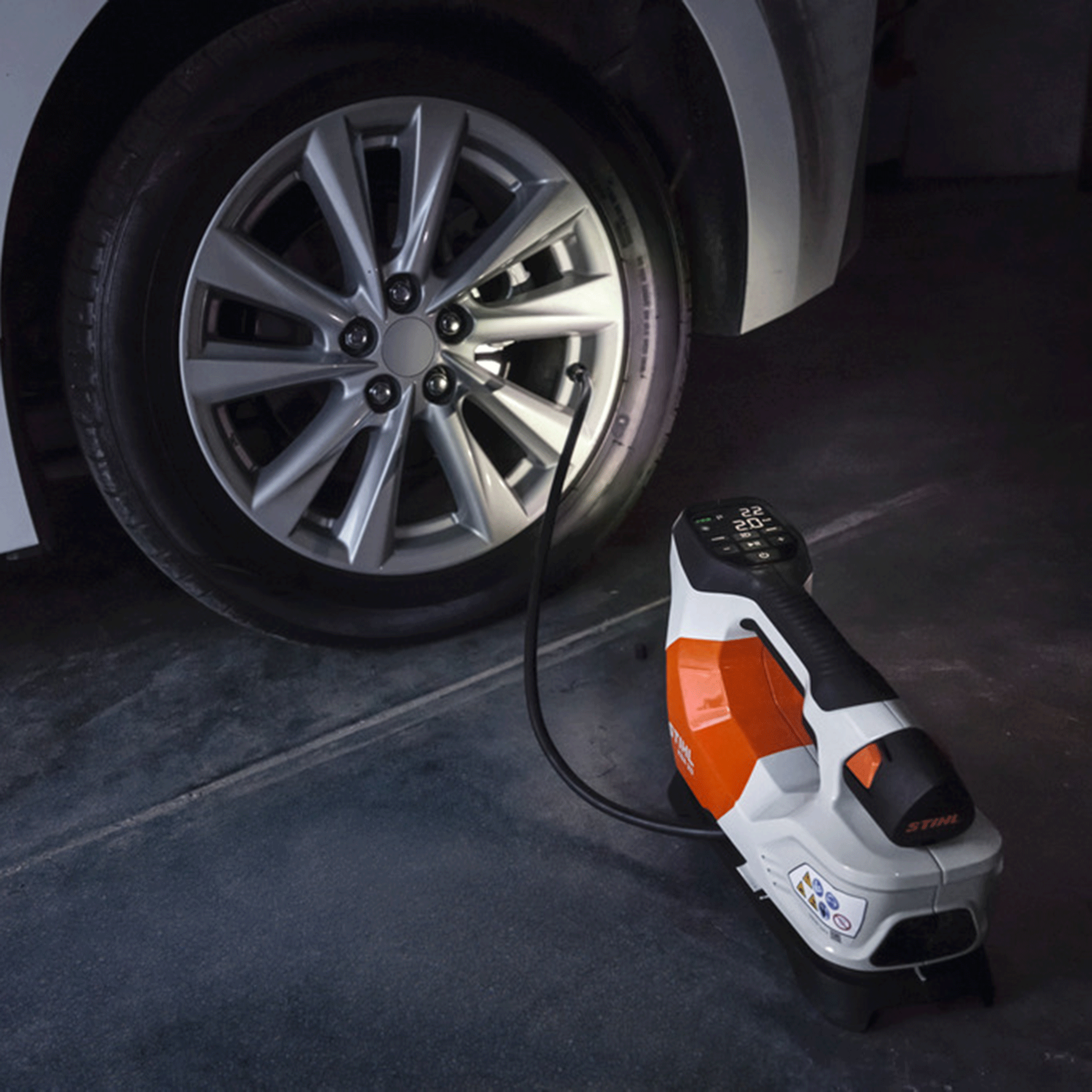 Stihl KOA 20 Cordless Compressor Kit