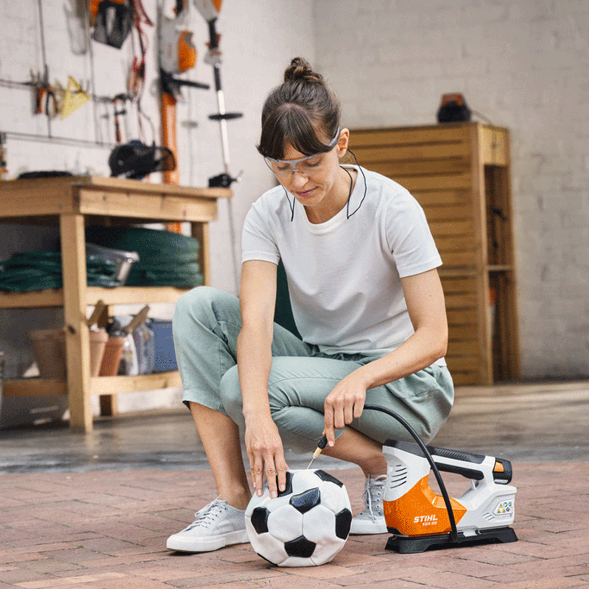Stihl KOA 20 Cordless Compressor Kit