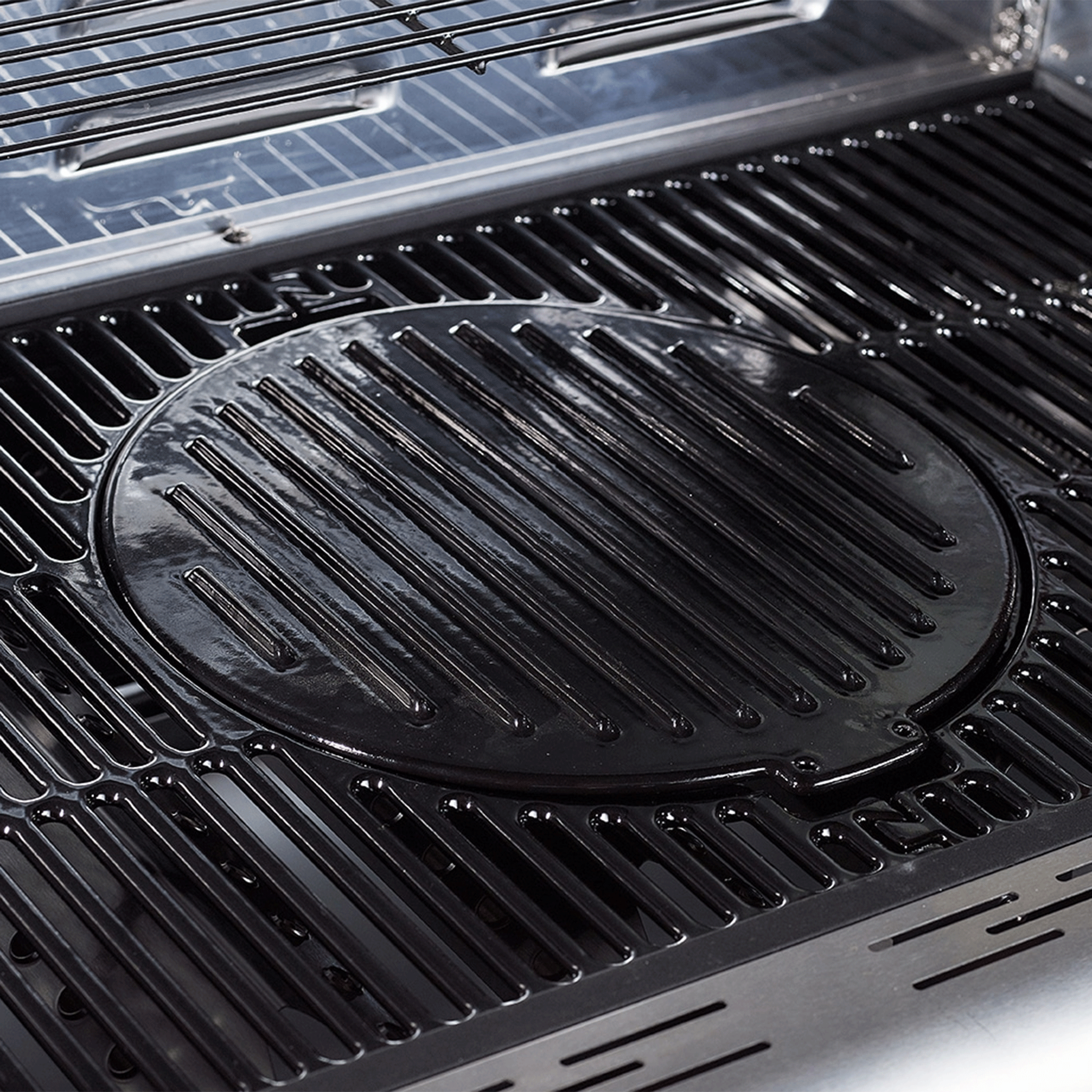 Outback Jupiter Black 4 Burner Hybrid BBQ with Chopping Board