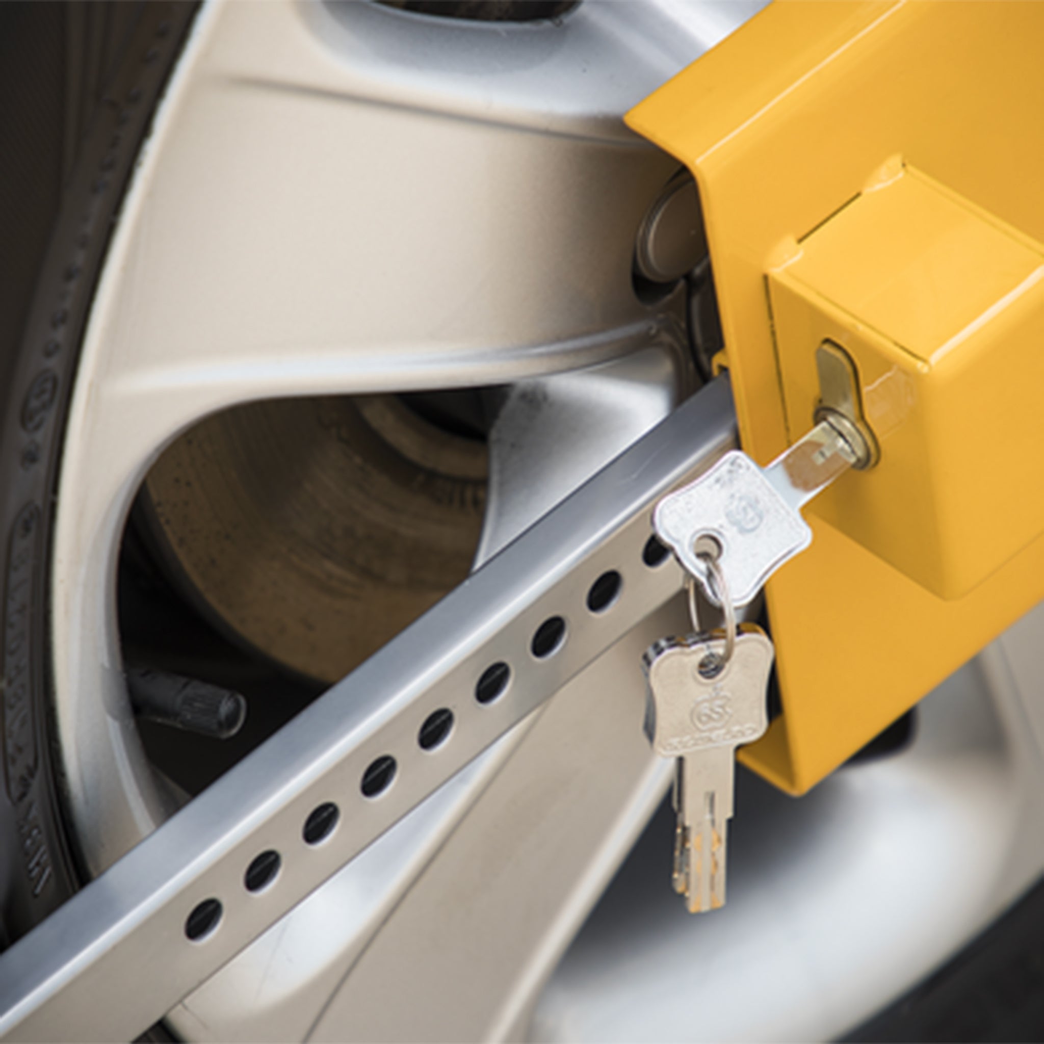 Sealey PB397 Wheel Clamp with Lock & Key