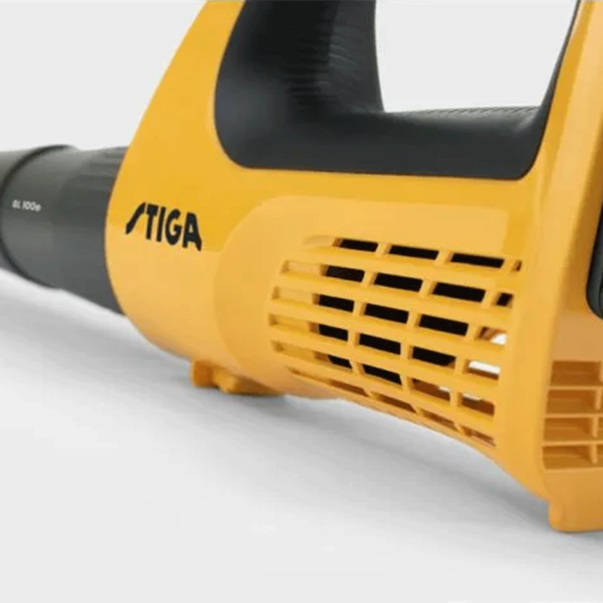 Stiga BL 100e Cordless Leaf Blower Kit