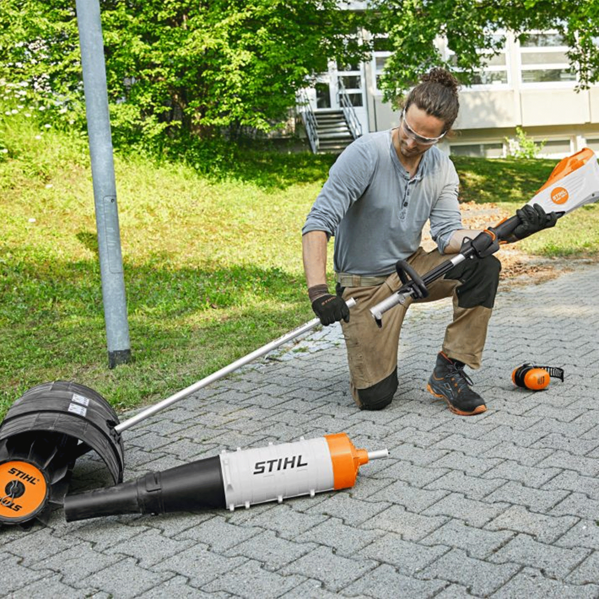 Stihl KMA 135R Cordless Combi Motor Tool Only
