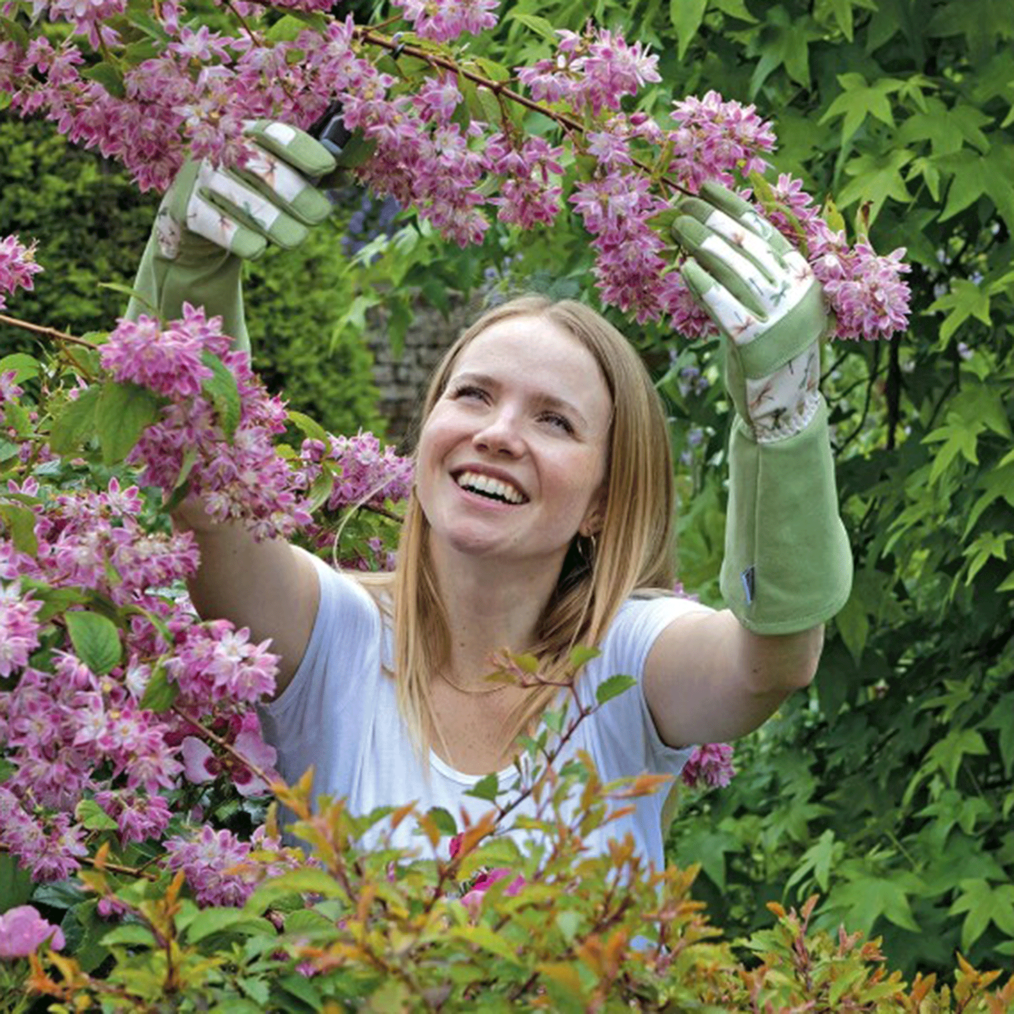 Town & Country Dragonfly Pruning Gauntlet Gloves Green