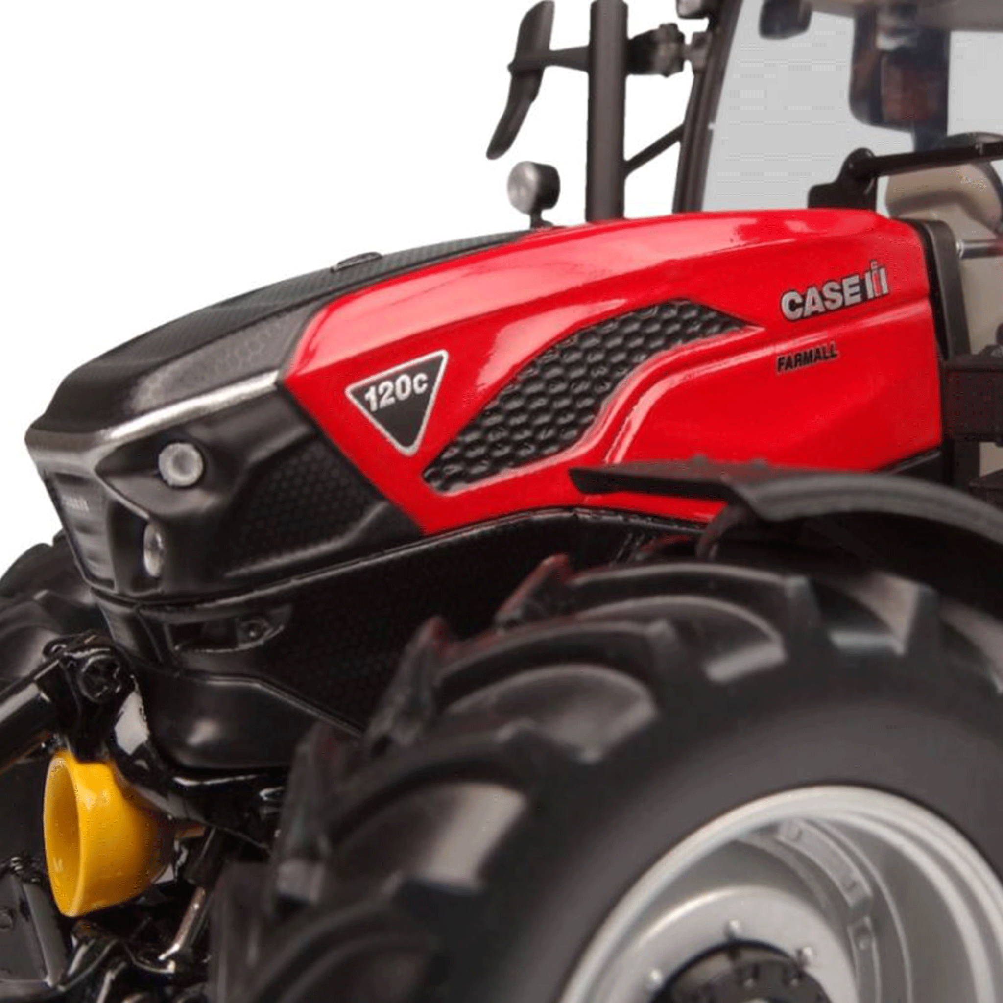 Universal Hobbies Case IH Farmall 120C Tractor 1:32 Scale