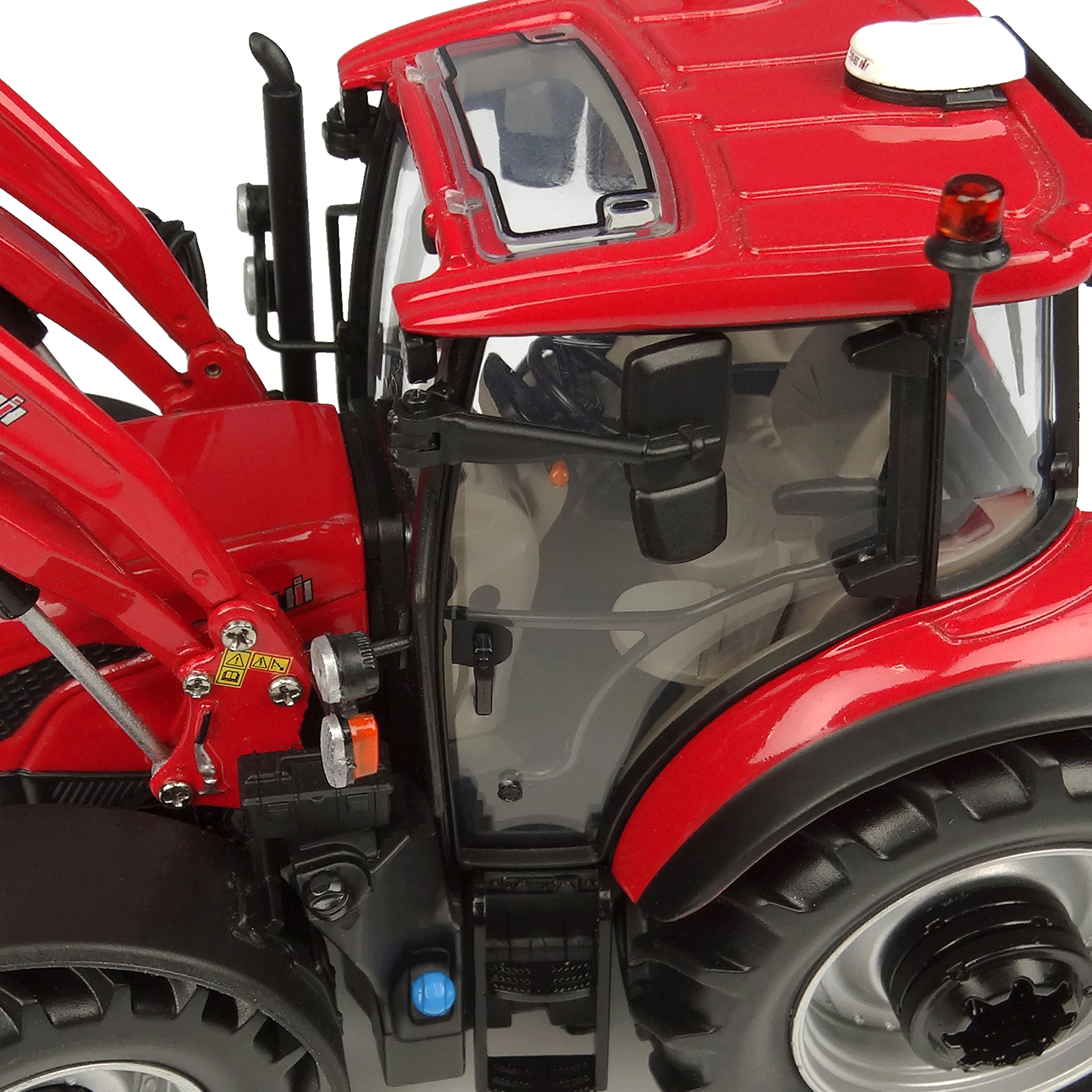 Universal Hobbies Case IH Farmall 120C Tractor with Front Loader 1:32 Scale
