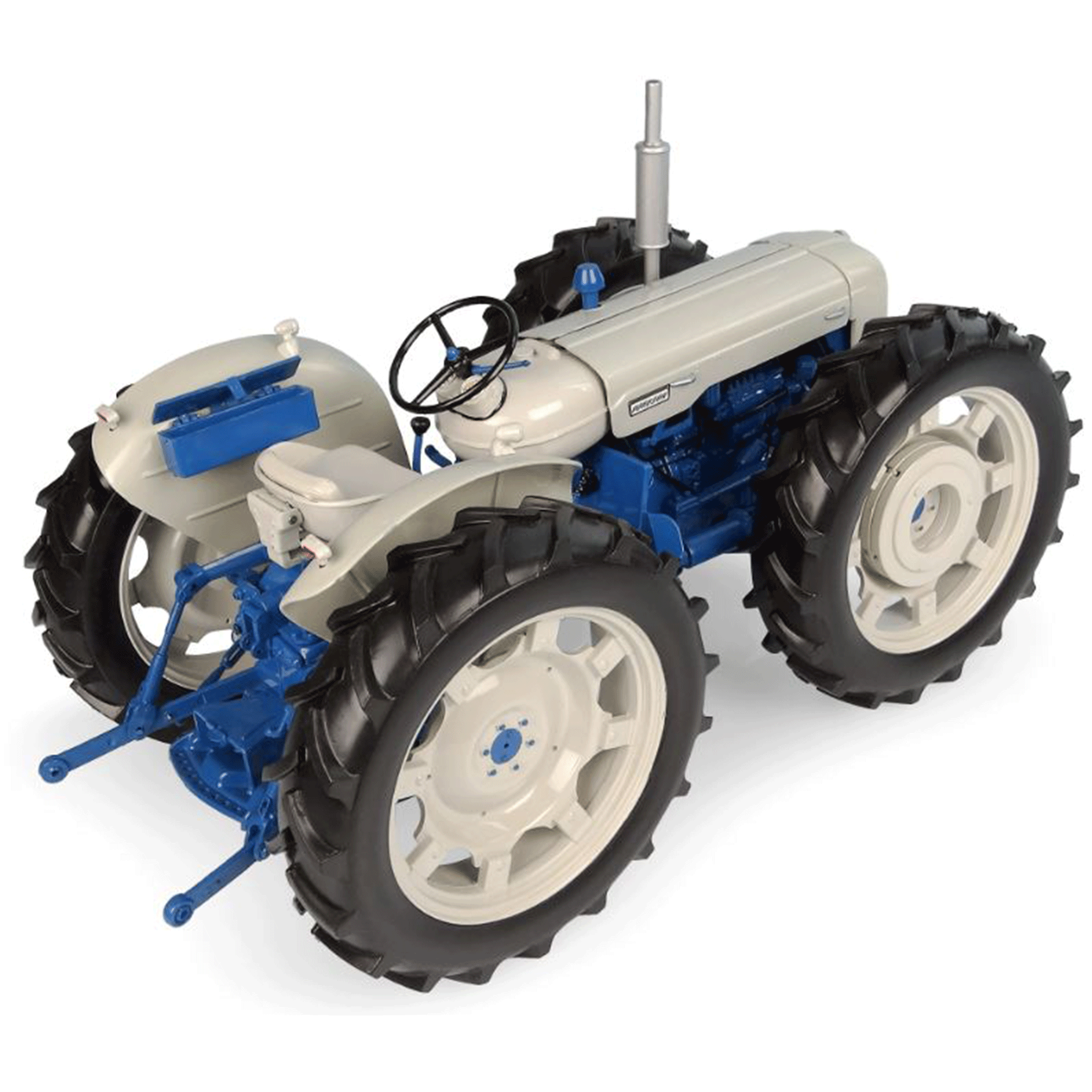 Universal Hobbies County Super 4 Tractor 1:16 Scale