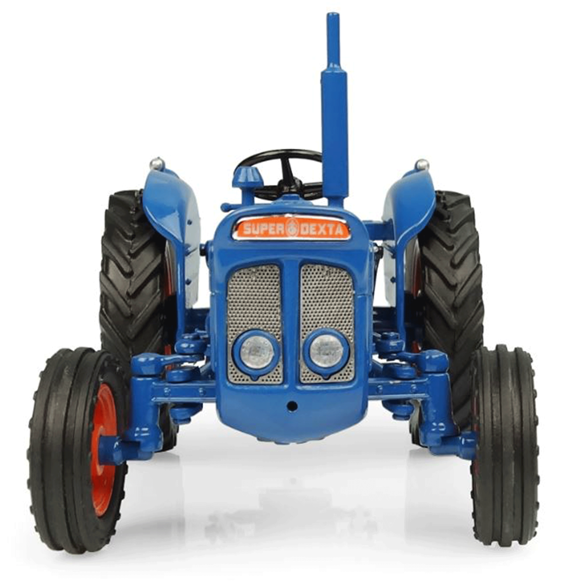 Universal Hobbies Fordson Super Dexta 1962 Tractor 1:32 Scale