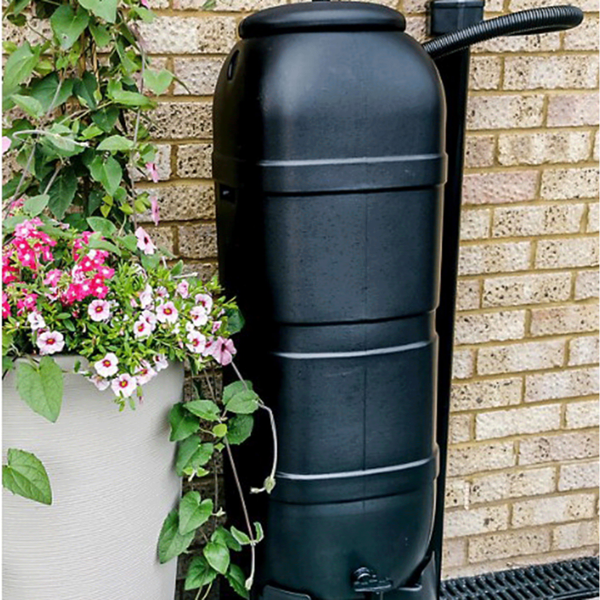 Ward 100L Slimline Water Butt Set Black